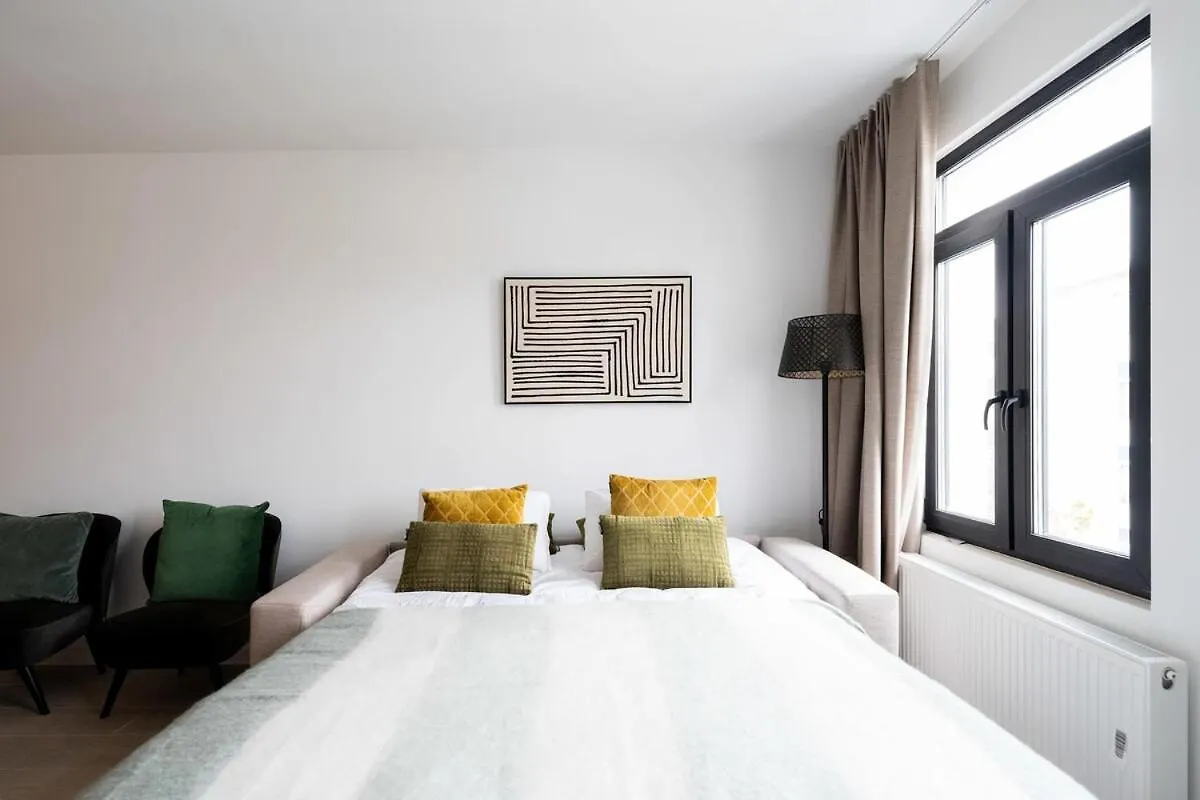 Inviting 5-Person Duplex In Vibrant Antwerp Apartment 0*,  Belgium